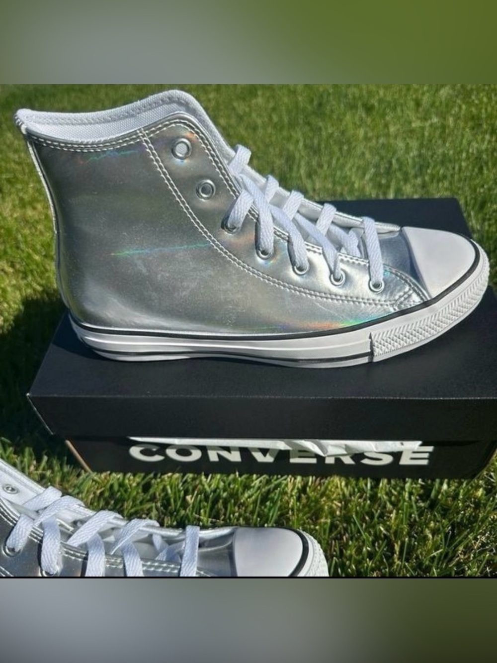 Women’s Chuck Taylor All Star Metallic Converse Size 8 - Picture 3 of 3